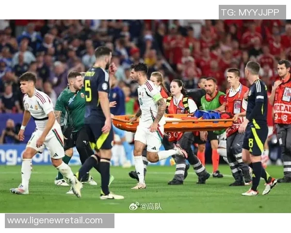 足球明星突发重病引发球迷担忧全世界为其祈福